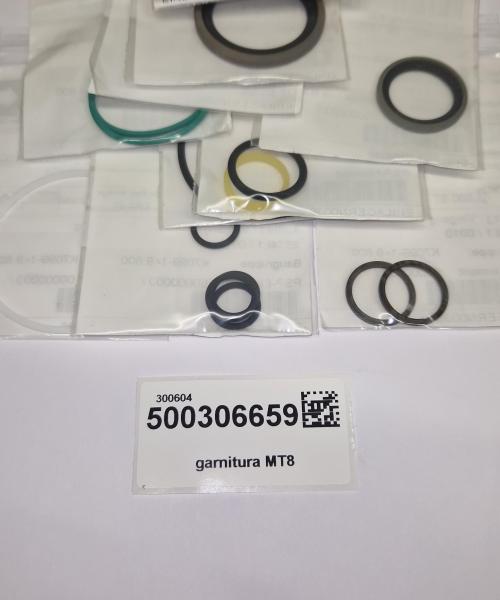 garnitura MT8
