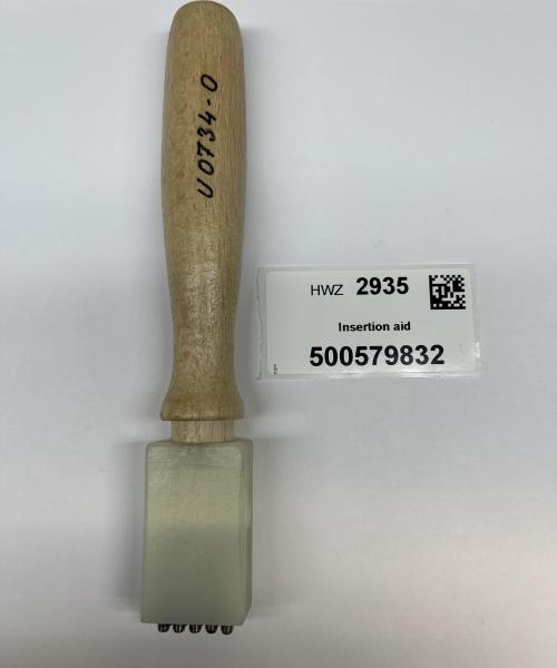 HWZ2935 Insertion aid
