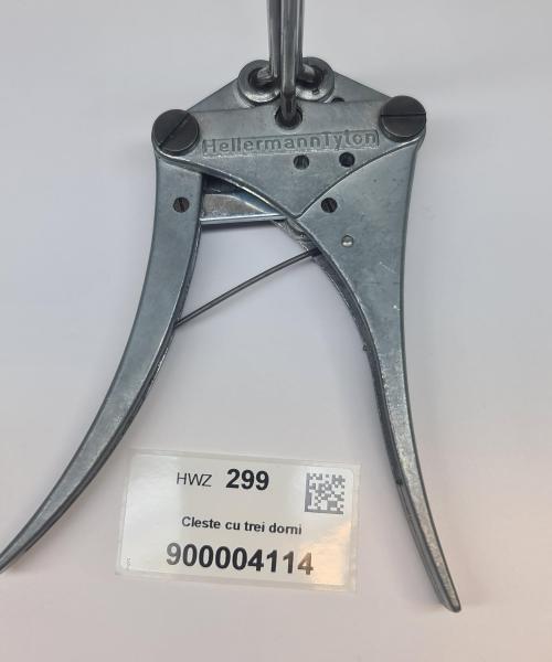 HWZ0299 Cleste cu trei dorni